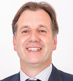 Günter Iberer Günter Iberer